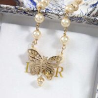 Dior Women Métamorphose Choker Gold-Finish Metal and White Resin Pearls (1)