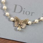 Dior Women Métamorphose Choker Gold-Finish Metal and White Resin Pearls - Image 7