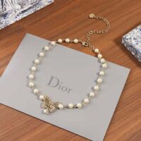 Dior Women Métamorphose Choker Gold-Finish Metal and White Resin Pearls (1)