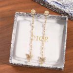 Dior Women Métamorphose Earrings Gold-Finish Metal and White Resin Pearls - Imagen 3