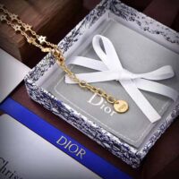 Dior Women Star Necklace Gold-Finish Metal with a White Resin Pearl and Mirror (1)