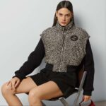 Gucci GG Women Bouclé Wool Jacket Interlocking G High Neck Dropped Shoulder – Image 12