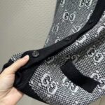 Gucci Men GG Wool Jacquard Cardigan Grey V-Neck Long Sleeves Front Pockets - Imagen 8