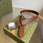 Gucci Unisex GG Belt Gucci Plaque Buckle Brown Leather Palladium-Toned Hardware – Bild 3
