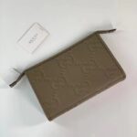 Gucci Unisex Jumbo GG Pouch Dark Green Jumbo GG Leather Zip Closure - Image 4