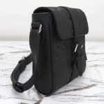 Gucci Unisex Jumbo GG Small Messenger Bag Black Leather Cotton Linen Lining - Image 4