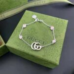 Gucci Women Double G Mother of Pearl Bracelet - Bild 2