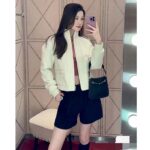 Gucci Women GG Canvas Bomber Jacket Cream Self-Covered Buttons Interlocking G Lined High Neck – Bild 13