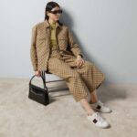 Gucci Women GG Canvas Print Camel Ebony Belt Loops Wide Leg Cropped Length - immagine 12