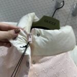 Gucci Women GG Cotton Canvas Padded Vest Pink Lined High Neck Sleeveless Two Side Pockets – Bild 6