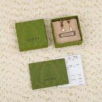 Gucci Women Interlocking G Flower Pearl Earrings – Bild 3