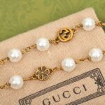Gucci Women Interlocking G Flower Pearl Necklace - immagine 4