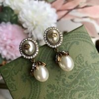 Gucci Women Interlocking G Pearl Earrings (1)