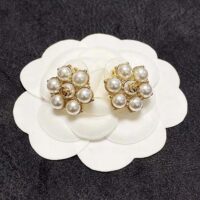 Gucci Women Pearl Double G Earrings (1)