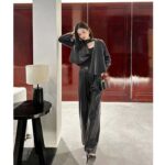 Louis Vuitton LV Women Faux Leather Circle Top PU Polyester Elastane Black Regular Fit - immagine 12