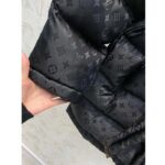 Louis Vuitton LV Women Flight Mode Monogram Jacquard Puffer Wrap Coat Polyamide Black - immagine 9
