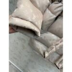 Louis Vuitton LV Women Flight Mode Monogram Jacquard Puffer Wrap Coat Polyamide Light Beige - Bild 9