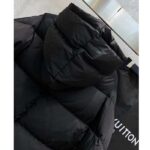 Louis Vuitton LV Women Monogram Accent Pillow Puffer Cape Black Regular Fit - immagine 5
