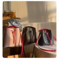 Louis Vuitton LV Women NéoNoé MM Bucket Black Epi Grained Cowhide Leather (13)