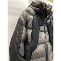 Louis Vuitton Men LV 2054 Heat Reactive Puffer Polyester Anthracite Regular Fit (6)