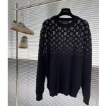 Louis Vuitton Men LV Lvse Monogram Degrade Crewneck Cotton Black White Slightly Loose Fit - immagine 2