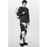 Louis Vuitton Men LV SKI Cotton Crewneck Regular Fit Monogram Ice Flower – Bild 10