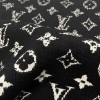 Louis Vuitton Men Lvse Monogram Degrade Crewneck Cotton Black White Slightly Loose Fit (7)