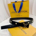 Louis Vuitton Unisex LV Initiales Studs 30mm Reversible Belt Black Leather Metal Studs - immagine 5