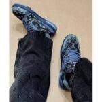 Louis Vuitton Unisex LV Trainer Sneaker Blue Monogram Denim Rubber Outsole Monogram Flowers - Imagen 15