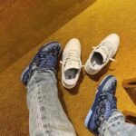 Louis Vuitton Unisex LV Trainer Sneaker Blue Monogram Denim Rubber Outsole Monogram Flowers - Imagen 16