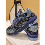 Louis Vuitton Unisex LV Trainer Sneaker Blue Monogram Denim Rubber Outsole Monogram Flowers - Imagen 9