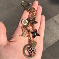 Louis Vuitton Unisex Spring Street Chain Bag Charm Monogram Canvas Gold-Color Hardware (6)