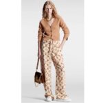 Louis Vuitton Women LV Cropped Camel Cardigan Yack Hair Silk Camel Regular Fit - Bild 15