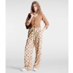 Louis Vuitton Women LV Cropped Camel Cardigan Yack Hair Silk Camel Regular Fit - Bild 12