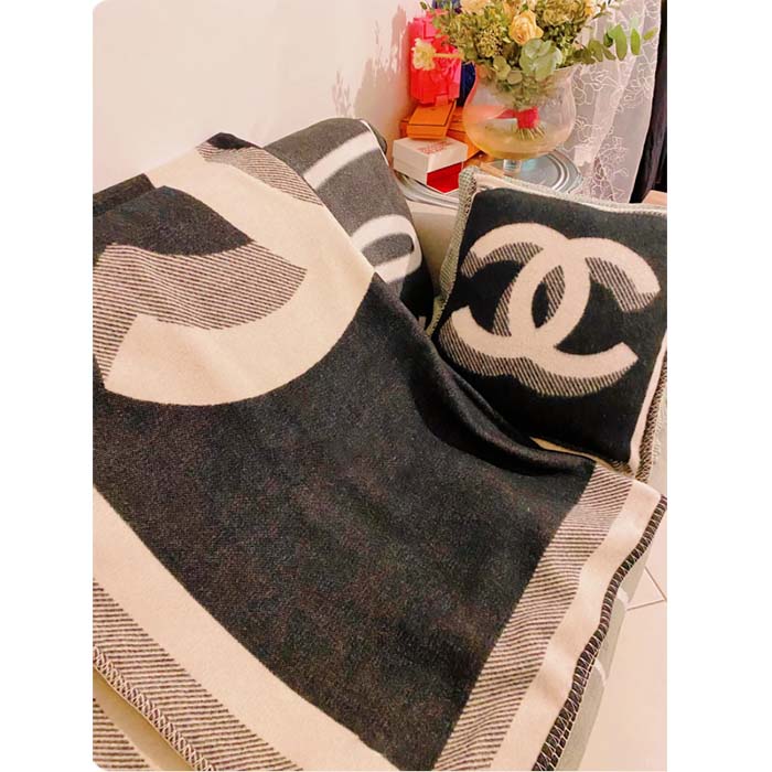 Chanel Unisex CC Pillow Cotton Wool Tweed Beige Black Multifunction (7)