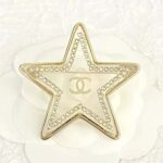 Chanel Women Brooch in Metal Resin and Diamantés - Image 2