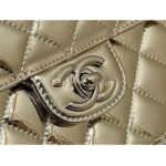 Chanel Women CC Backpack Star Coin Purse Mirror Calfskin Metallic Calfskin Gold-Tone Metal - immagine 10