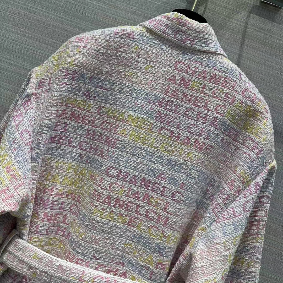 Chanel Women CC Coat Embroidered Cotton Wool Tweed Pink Yellow Ecru Blue Ref. P76296 V68251 NS965 (6)