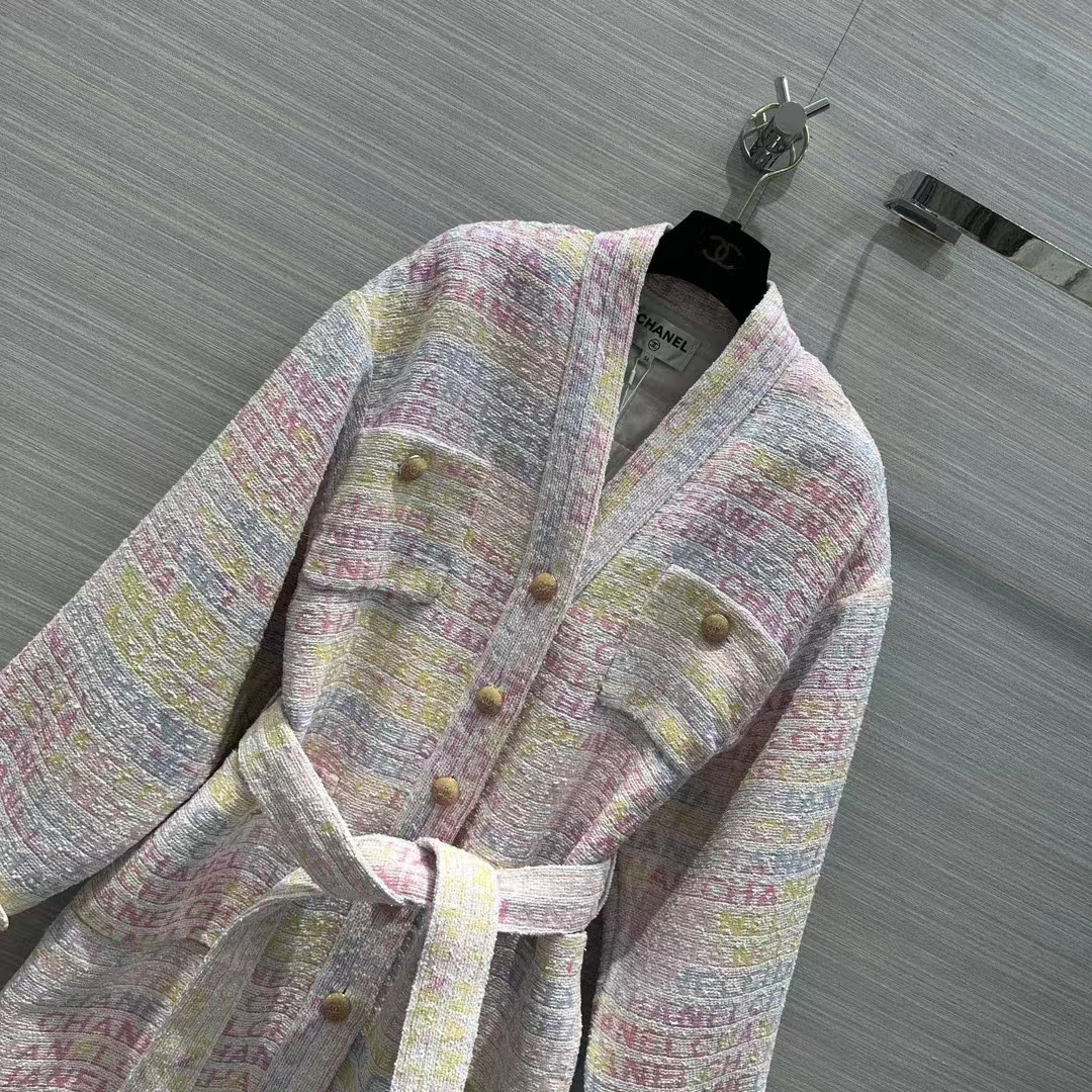 Chanel Women CC Coat Embroidered Cotton Wool Tweed Pink Yellow Ecru Blue Ref. P76296 V68251 NS965 (8)