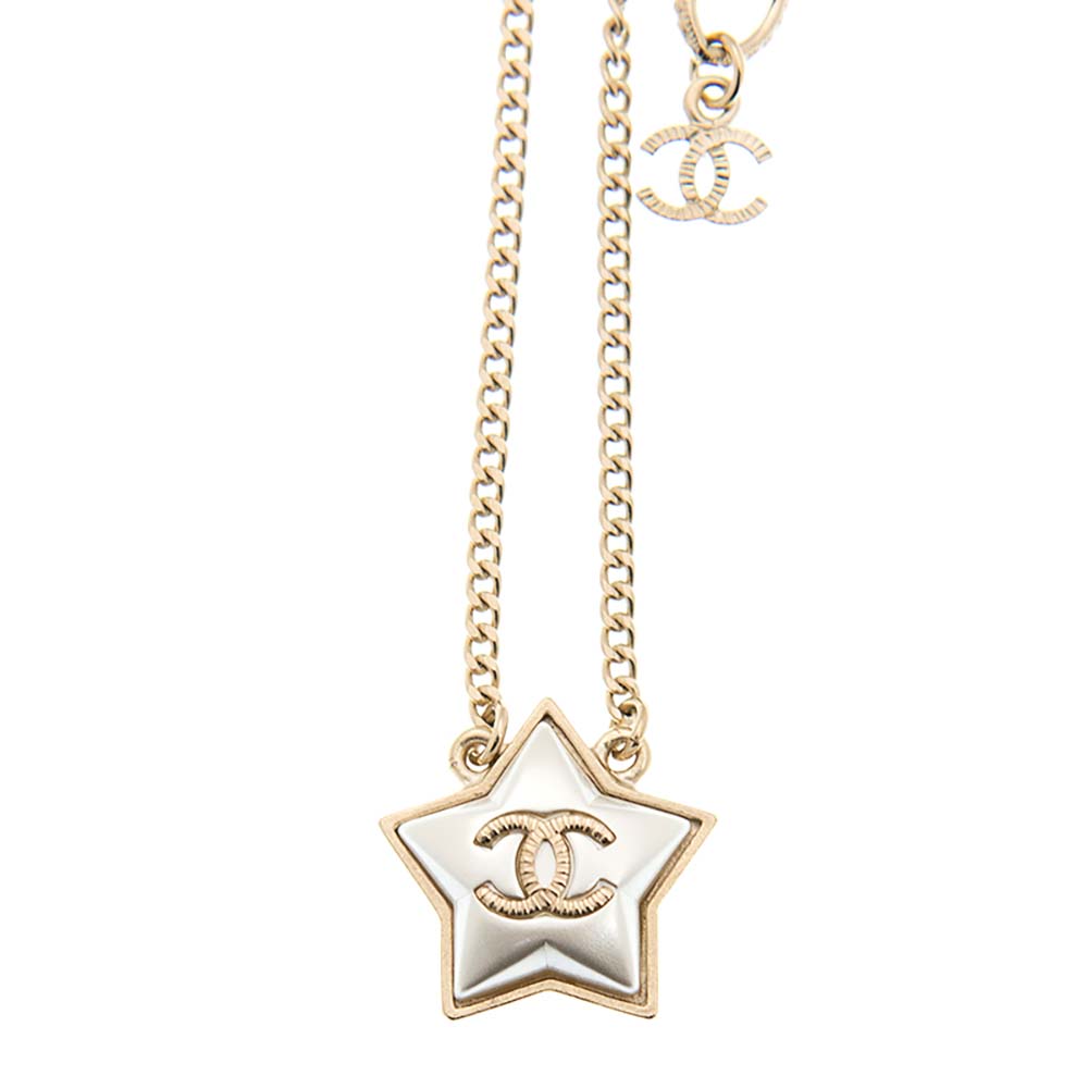 Chanel Women CC Necklace Gold Tone Metal