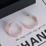 Chanel Women Hoop Earrings in Metal and Diamantés-Pink – Bild 7
