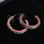 Chanel Women Hoop Earrings in Metal and Diamantés-Pink – Bild 3