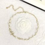 Chanel Women Necklace in Metal Resin Glass Pearls and Strass - Image 3