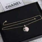 Chanel Women Pendant Necklace in Metal-Black and Pink - Imagen 3