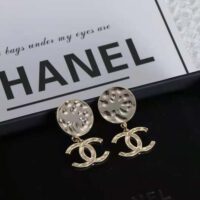 Chanel Women Pendant in Metal Gold (1)