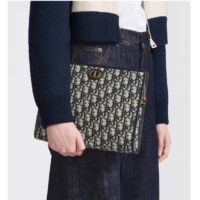 Dior Unisex CD Medium 30 Montaigne Pouch Blue Dior Oblique Jacquard (1)