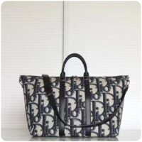 Dior Unisex CD Weekend 40 Bag Beige Black Maxi Dior Oblique Jacquard (2)