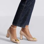 Dior Women CD Forever Dior Pump Nude Patent Calfskin Adjustable Buckled Ankle Strap - immagine 12