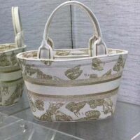 Dior Women CD Hat Basket Bag White Gold-One Gradient Butterflies Embroidery (9)