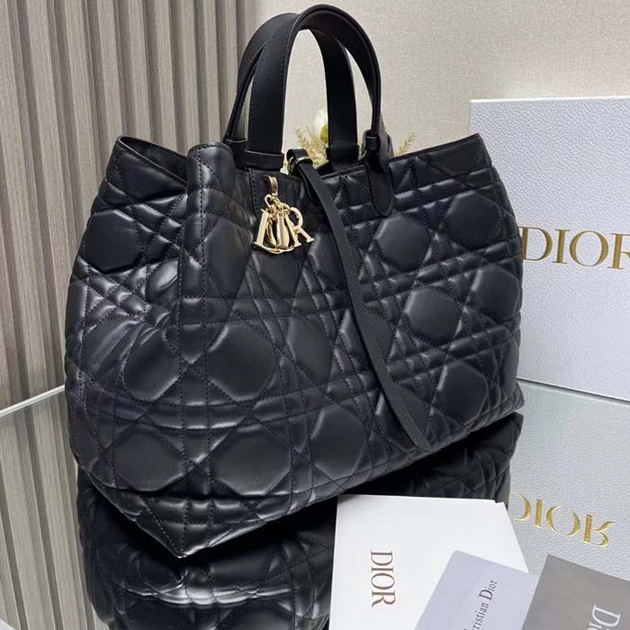 Dior Women CD Large Dior Toujours Bag Black Macrocannage Calfskin Reference M2820OSHJ_M900 (10)